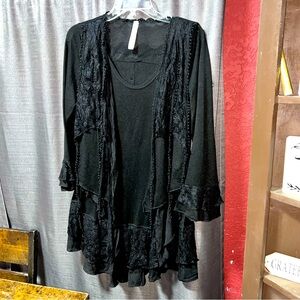 Pretty Angel Black Lace Button Detail Gypsy Vintage Tunic Top